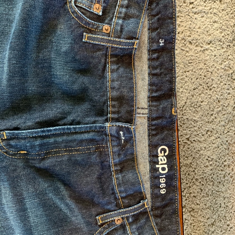Gap shorts